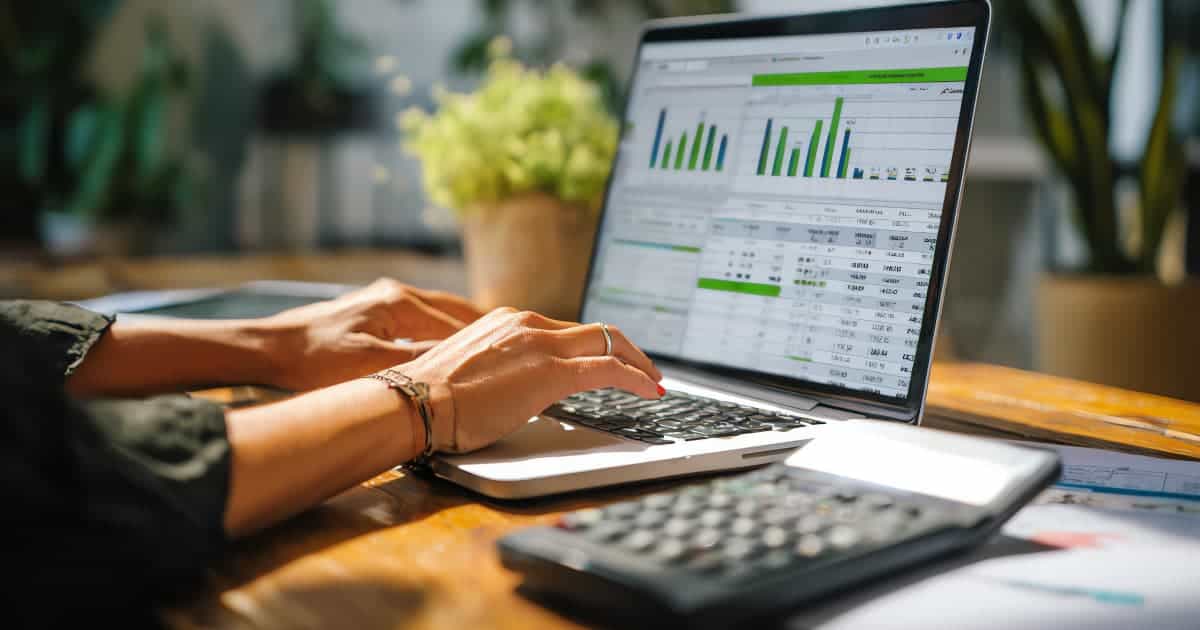 Avoiding Bookkeeping? The Real Reasons Entrepreneurs Put Off Their Books